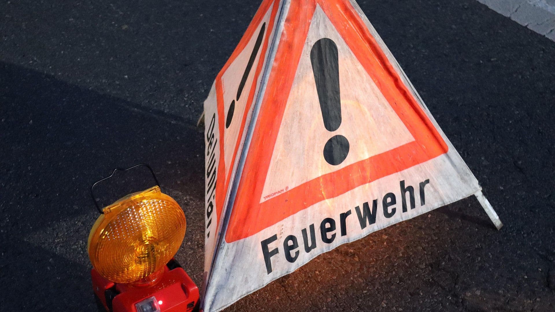 Artikelbild: E-Scooter-Fahrer bei Unfall in Hemmoor leicht verletzt  